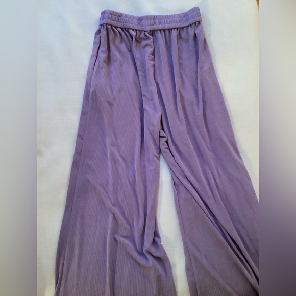 PURPLE PANTS SIZE SMALL - Picture 2 of 3
